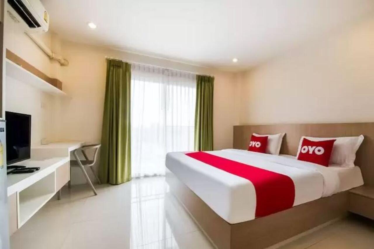 Oyo 306 Paradise Park Laemchabang Si Racha Exterior foto